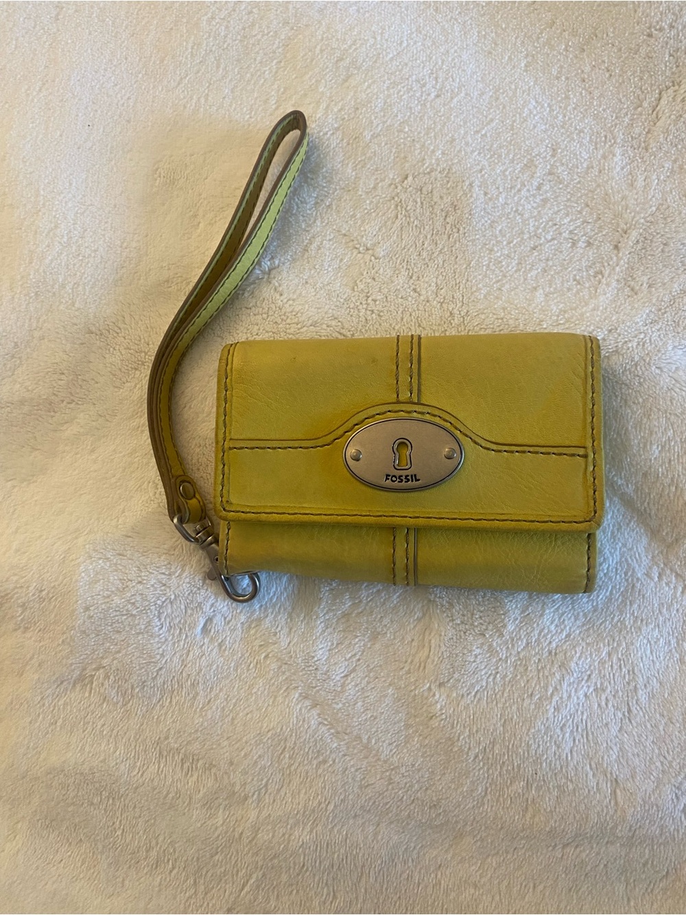 Fossil Yellow Leather Wristlet Wallet with Keyhole Plaque